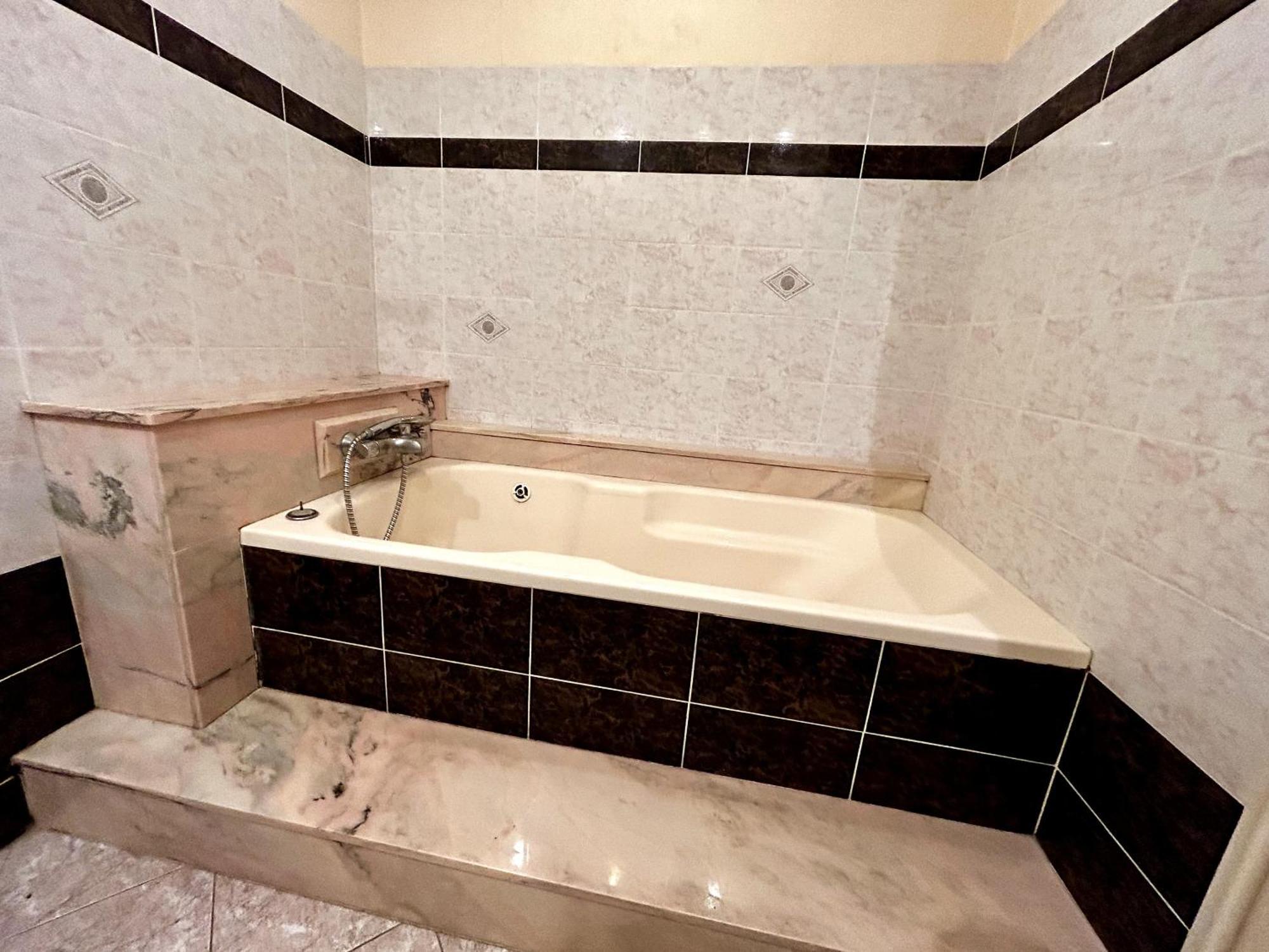Hotel Central Chaunay Room photo